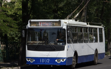 Trolleybus, Moskovskaya Street, Bishkek